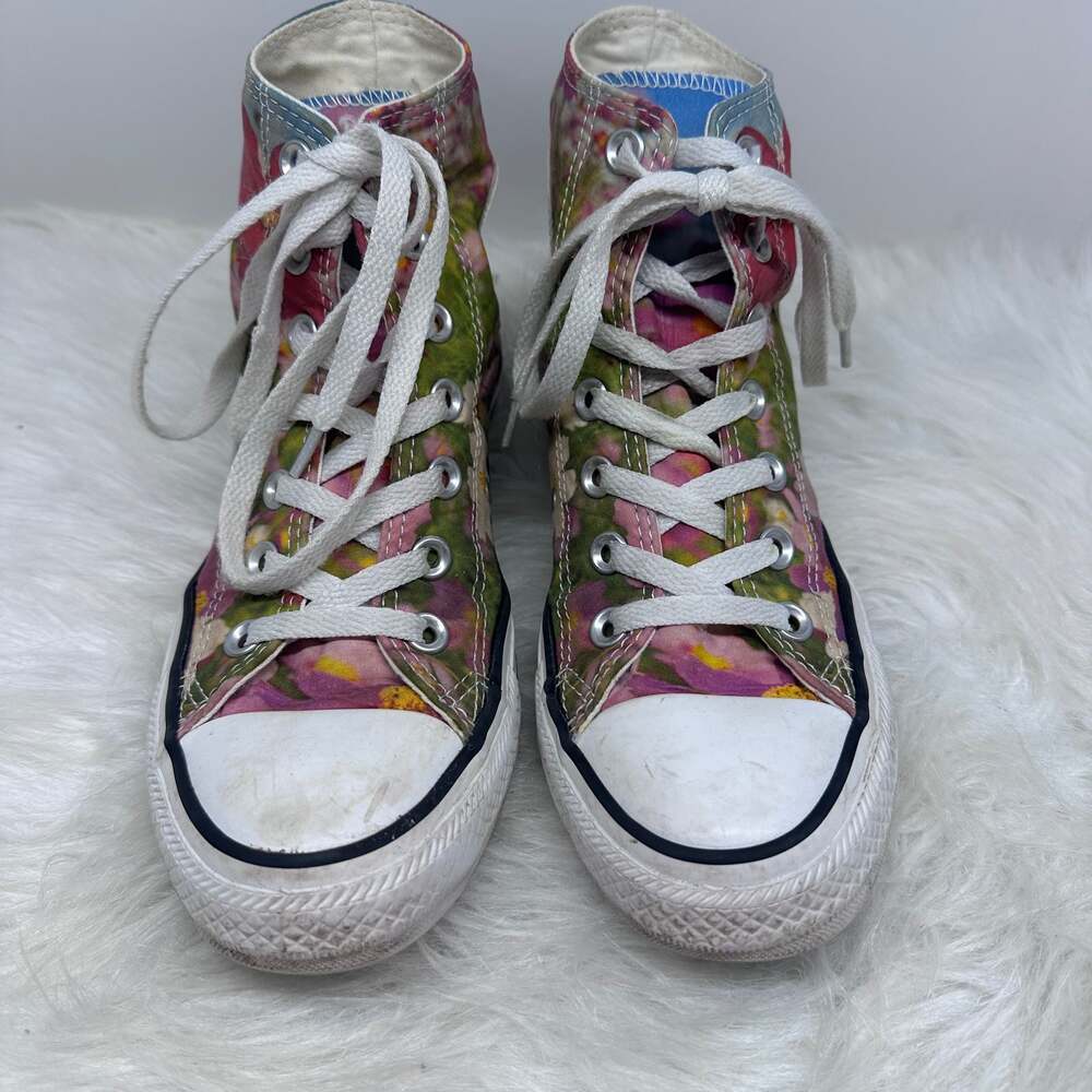 Converse - Picture 1 of 13